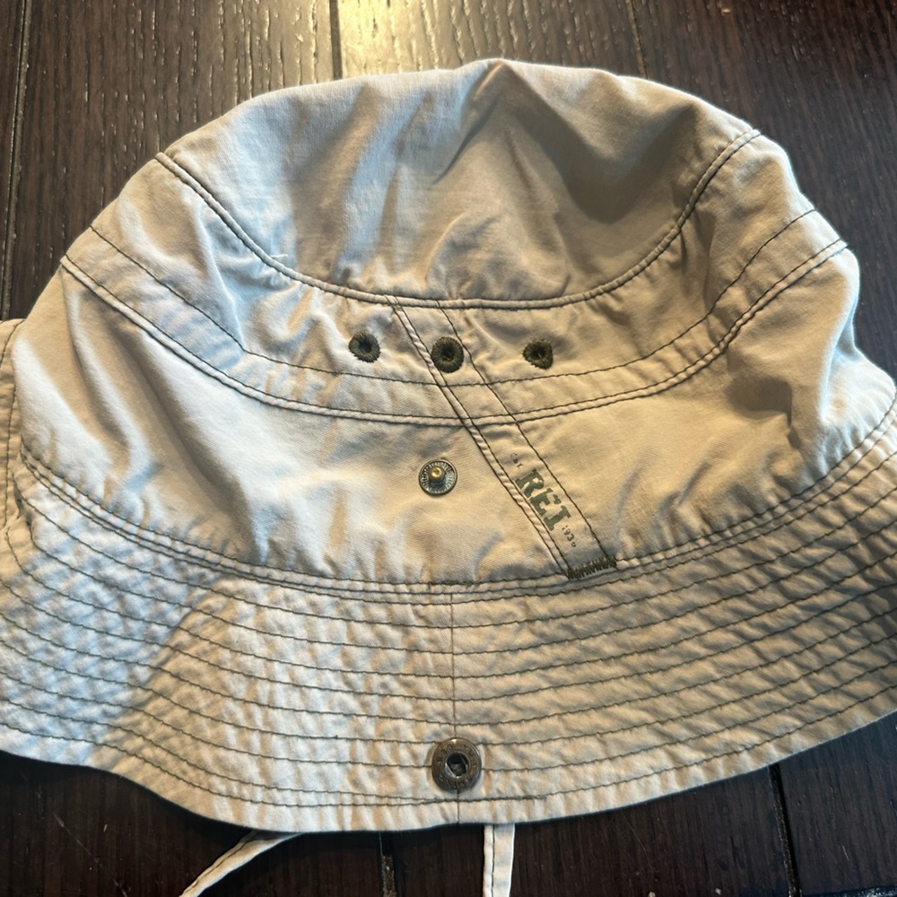 Kids Beige Bucket Hat REI